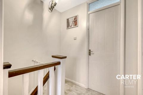 34 Ark Avenue, Grays, RM16 6QR