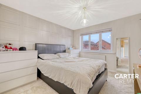 34 Ark Avenue, Grays, RM16 6QR