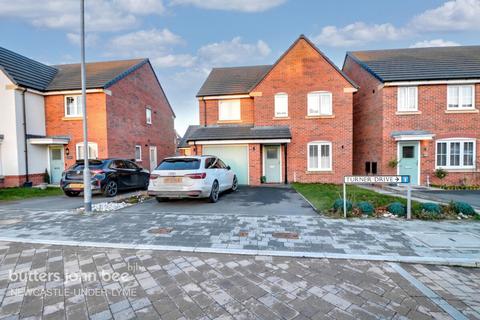 4 bedroom detached house to rent, Turner Drive, Congleton