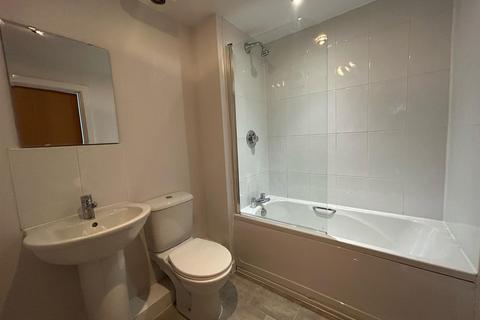 1 bedroom apartment to rent, Elmira Way, Salford