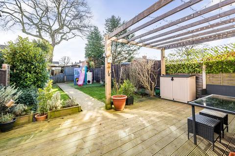 18 Brett Walk, Gillingham, ME8 9RP