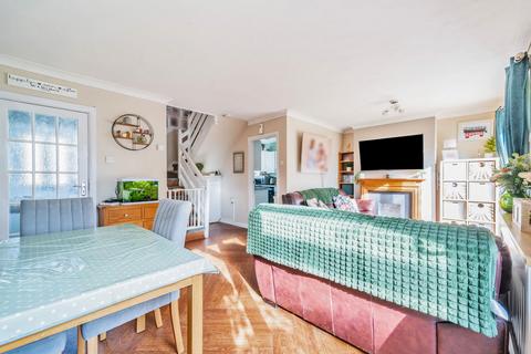18 Brett Walk, Gillingham, ME8 9RP