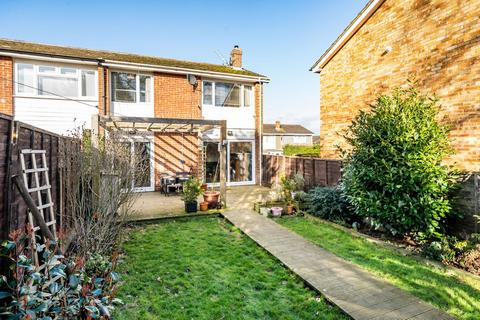 18 Brett Walk, Gillingham, ME8 9RP