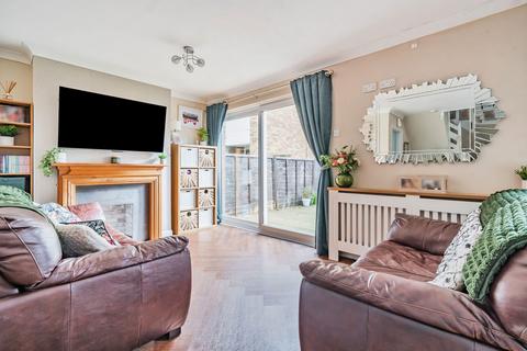18 Brett Walk, Gillingham, ME8 9RP
