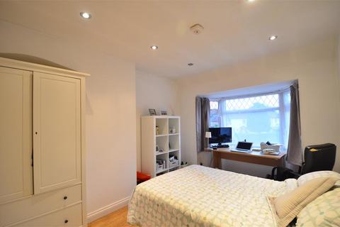 4 bedroom semi-detached house to rent, Harborne Park Road, Harborne, Birmingham B17