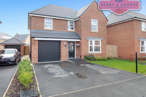 4 bedroom detached house for sale, Roadtrain Avenue, Leyland PR26