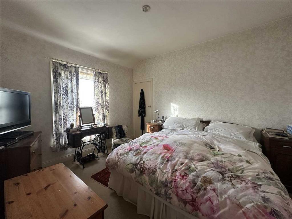 Four bedroom cottage