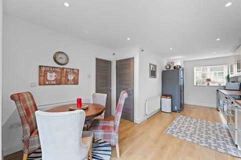 42 Denton Gardens, Ackworth, Pontefract, WF7 7PA