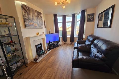 3 bedroom semi-detached house for sale, Mayo Road, Bradford, BD5