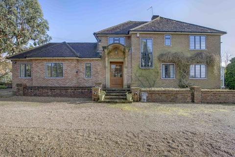 5 bedroom detached house for sale, Cokes Farm Lane, Chalfont St. Giles