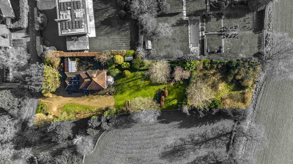 Whitegates Cokes Farm Lane, HP8 4 TU (LOW RES)-3