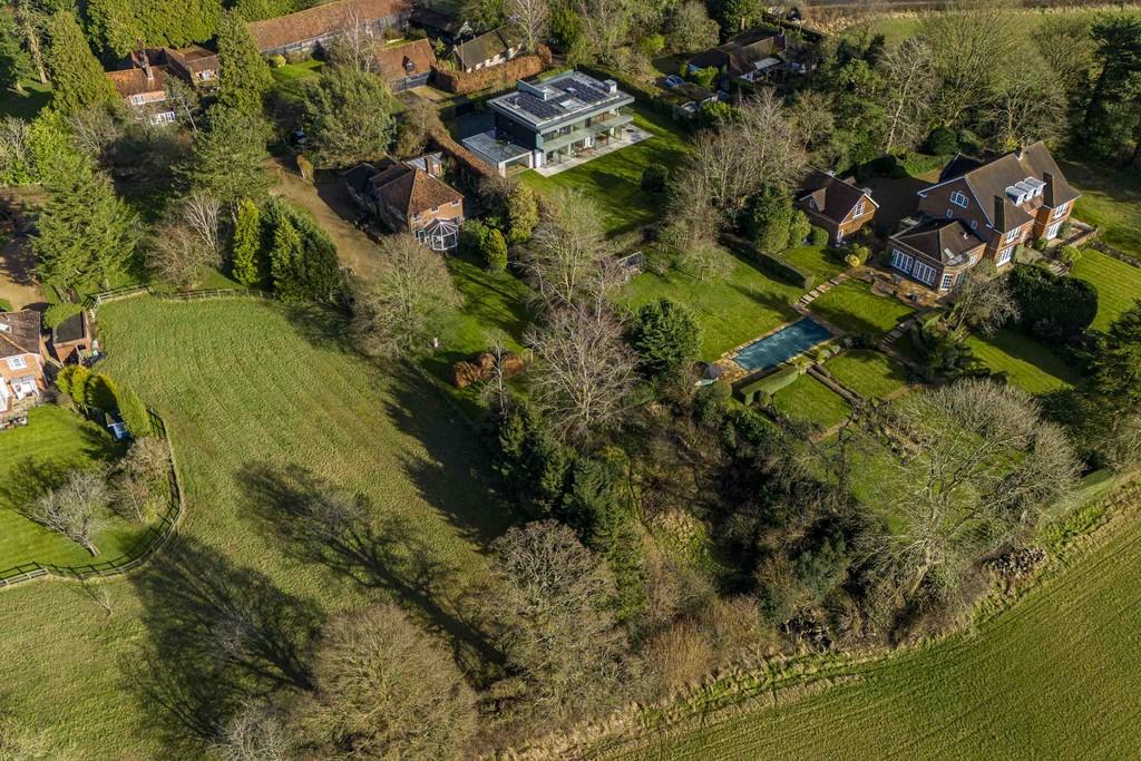 Whitegates Cokes Farm Lane, HP8 4 TU (LOW RES)-4