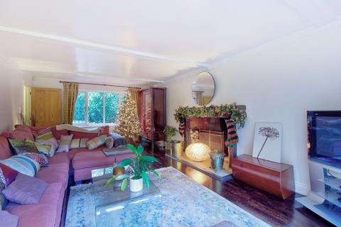 5 bedroom detached house for sale, Wokingham RG40