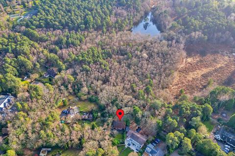 undefined, Wokingham RG40