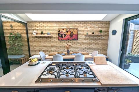 39 Bolton Road, London, E15 4JY
