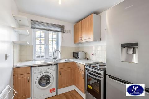 1 bedroom house to rent, Wine Close, Garnet Street, Wapping, E1W