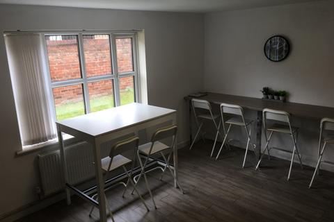 5 bedroom house to rent, Denison Street, Nottingham NG7