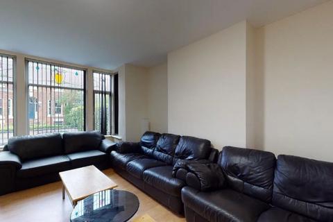 10 bedroom house to rent, Heaton Road, Manchester M20