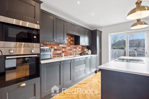64 Jossey Lane, Scawthorpe, Doncaster, DN5 9DE