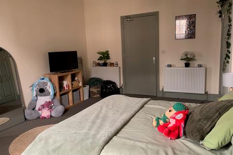 1 bedroom house to rent, Talbot Street, Nottingham NG1