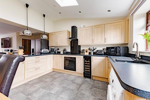 32 Edgefield Close, Old Catton, Norwich, NR6 7HP