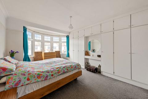104 The Drive, Beckenham, BR3 1EG