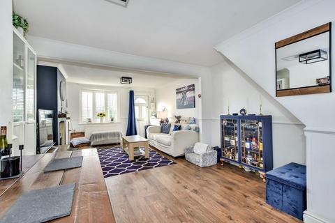 2 bedroom end of terrace house for sale, Railway Terrace, Kings Langley WD4