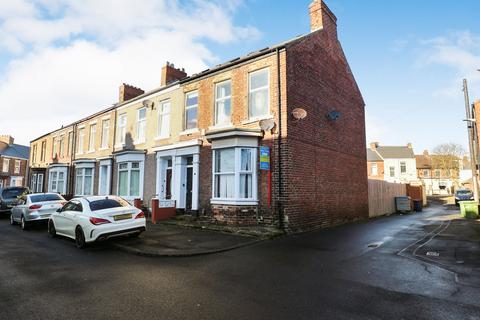 5 bedroom end of terrace house for sale, The Retreat, Sunderland, SR2