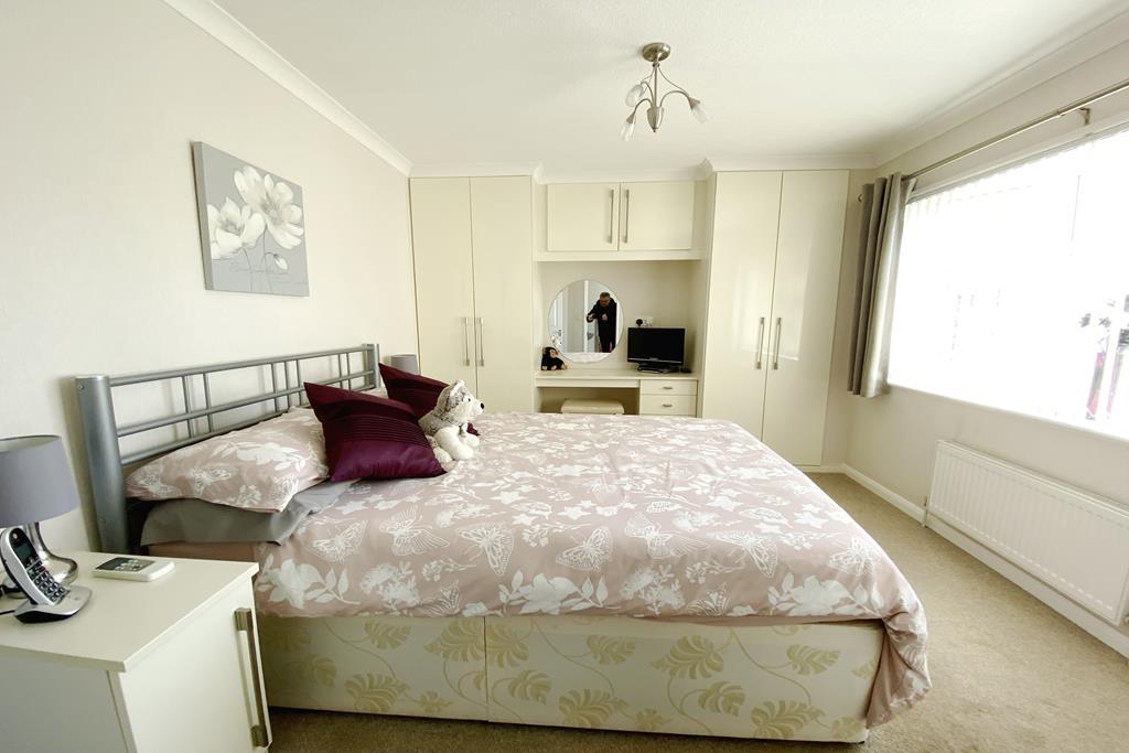 Fitted wardrobes