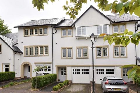 3 bedroom terraced house for sale, Lilybrook Drive, Knutsford, WA16