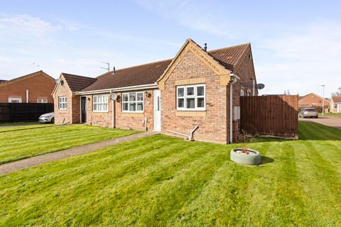 2 bedroom semi-detached house for sale, Lancaster Drive, South Killingholme