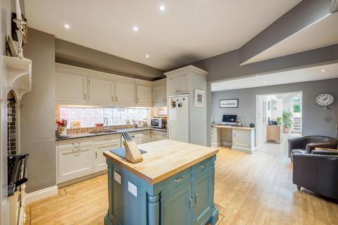 6 bedroom detached house for sale, Serpentine Road, Sevenoaks, Kent, TN13