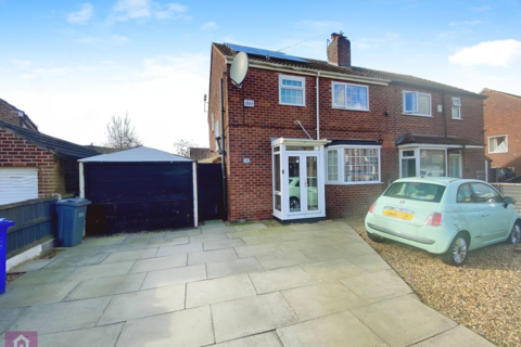 3 bedroom semi-detached house to rent, Ashwell Road, Manchester, Greater Manchester, M23