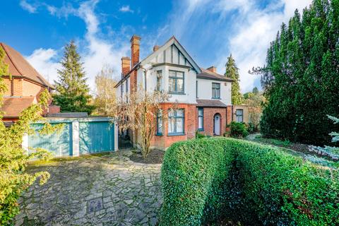 99 Paines Lane, Pinner, HA5 3BY