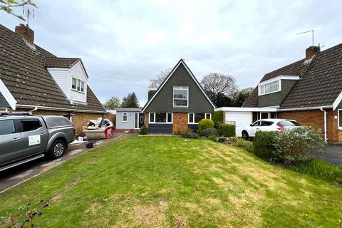 Round Hill Avenue, Stourbridge, West Midlands