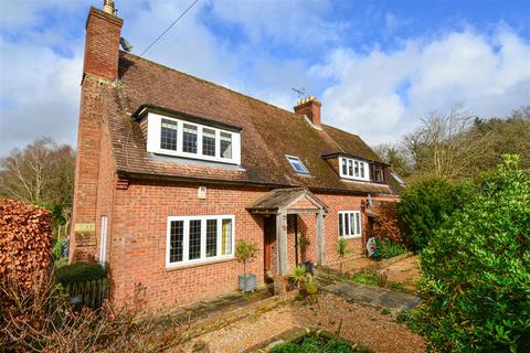 4 bedroom semi-detached house for sale, Whatlington, Battle