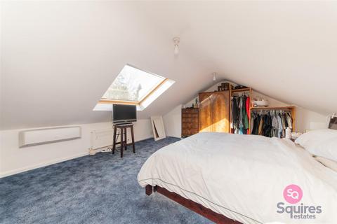 3 bedroom flat for sale, Dollis Road, London