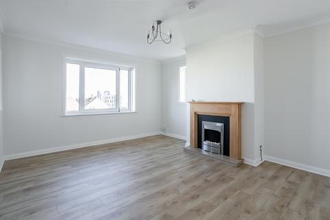 3 bedroom flat for sale, Telford Drive, Crewe, Edinburgh, EH4