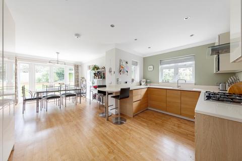 5 bedroom detached house for sale, London Road, Tonbridge, Kent, TN10