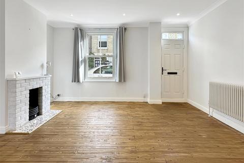 3 bedroom terraced house for sale, Ainsworth Street, Cambridge CB1