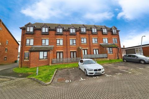 1 bedroom apartment for sale, Denbeigh House, Rushden NN10