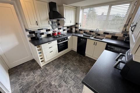 46 Milton Crescent, Heswall, Wirral, CH60 5ST