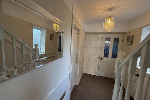 46 Milton Crescent, Heswall, Wirral, CH60 5ST