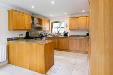 5 bedroom detached house for sale, Main Street, Kelfield, York, North Yorkshire, YO19 6RG