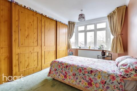 281 Gorseway, Romford, RM7 0SD