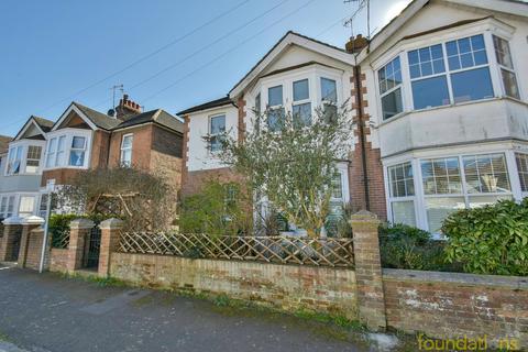 2 bedroom ground floor flat for sale, Mitten Road, Bexhill-on-Sea, TN40