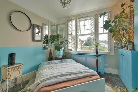 4 Mitten Road, Bexhill-on-sea, TN40 1QL