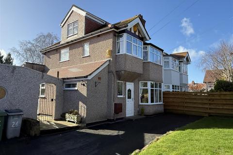 4 bedroom semi-detached house for sale, Pine View Drive, Wirral