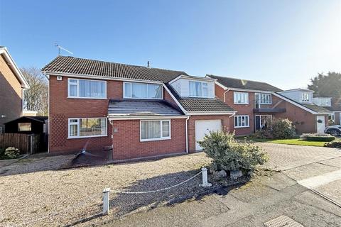 4 bedroom detached house for sale, Mornington Close, Shrewsbury