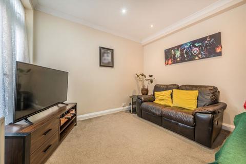 4 bedroom detached house for sale, Hanworth Road, Hounslow TW4